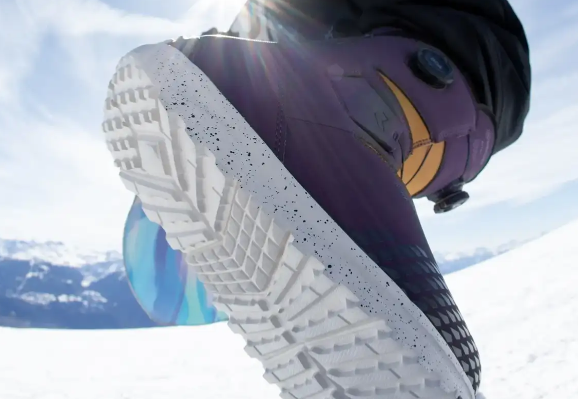 Nidecker Altai PupleSnowboard specialist from Sideways speaks.