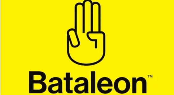 Bataleon Blaster AW blackSnowboard specialist from Sideways speaks.