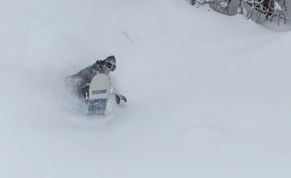Rome Service Dog Snowboardový specialista ze Sideways má slovo
