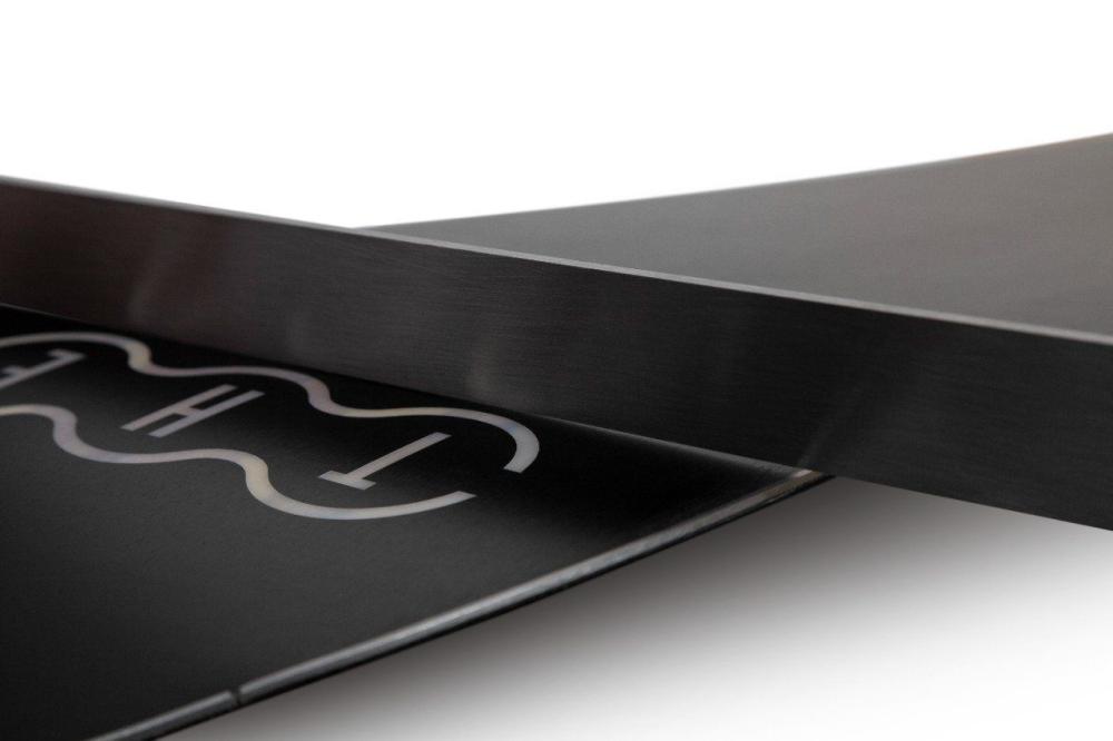 THE Delta blackSnowboardspecialist fra Sideways får ordet