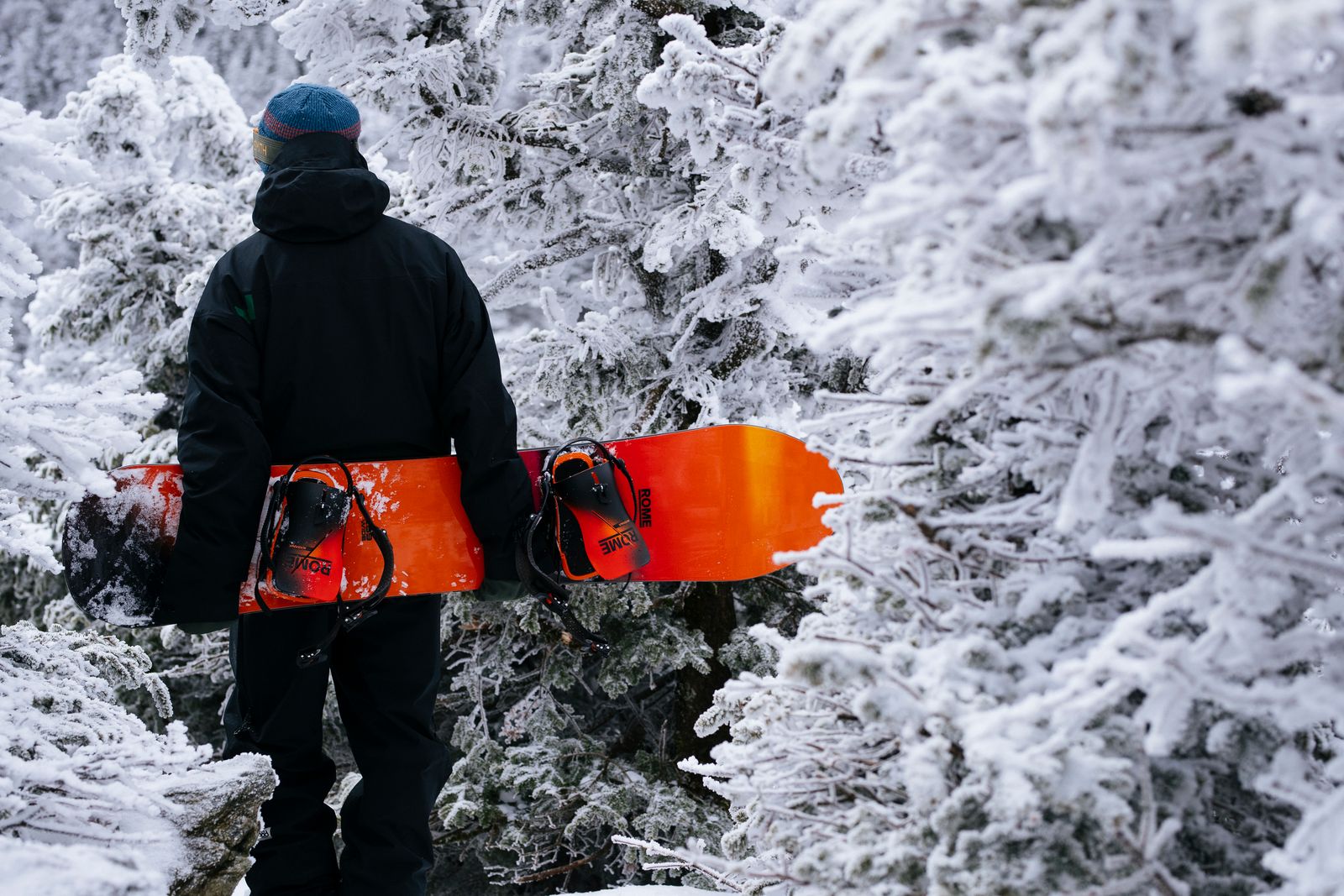 Rome RavineSnowboardspecialist fra Sideways siger: