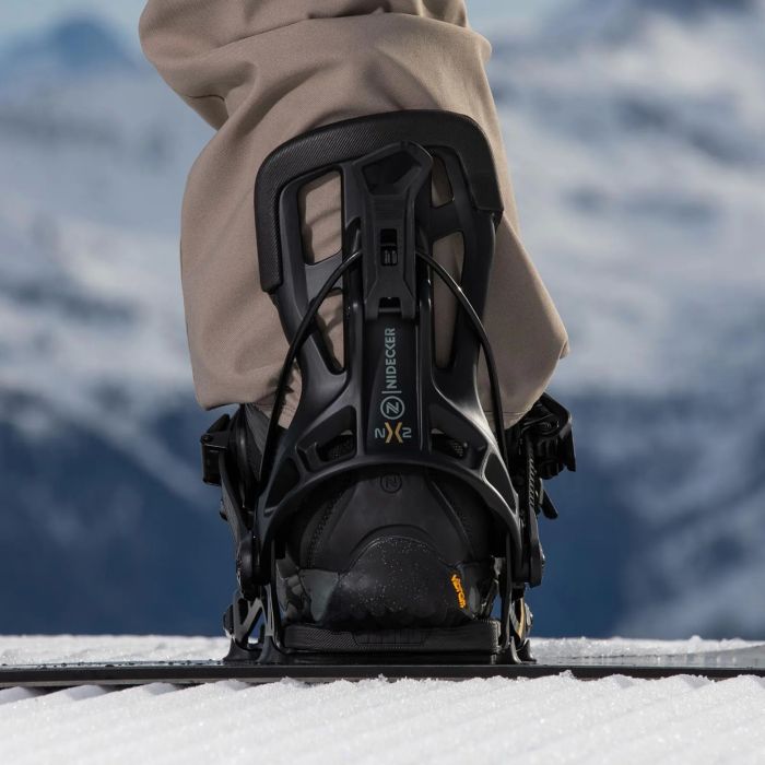 The #1 Flow NX2 Black snowboard binding | The #1 snowboard shop of EU