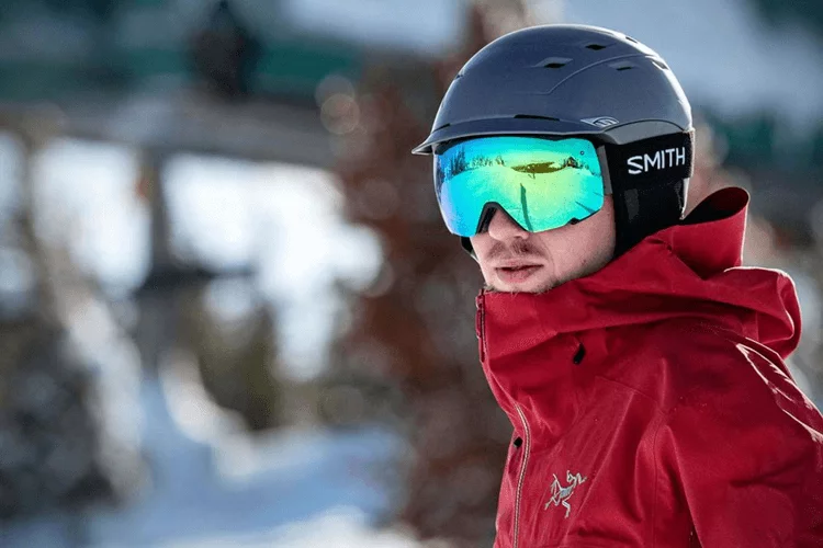 Type skal af en snowboard hjelm image