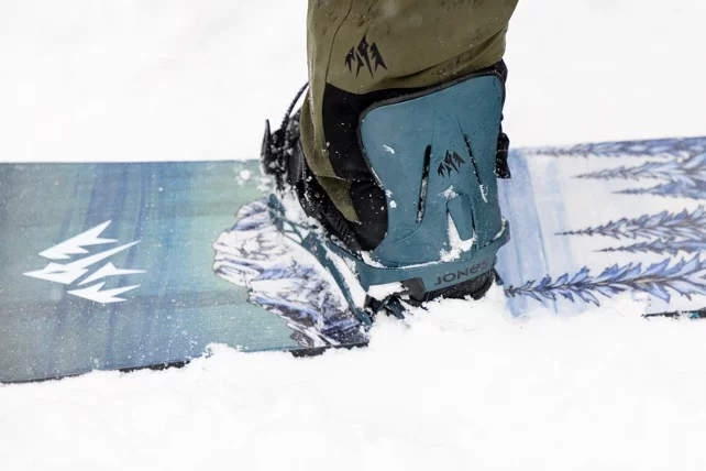  Jones Mercury Eclipse Black Everything about the Jones Mercury bindings