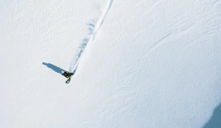 Nidecker MegalightSnowboard specialist from Sideways speaks.