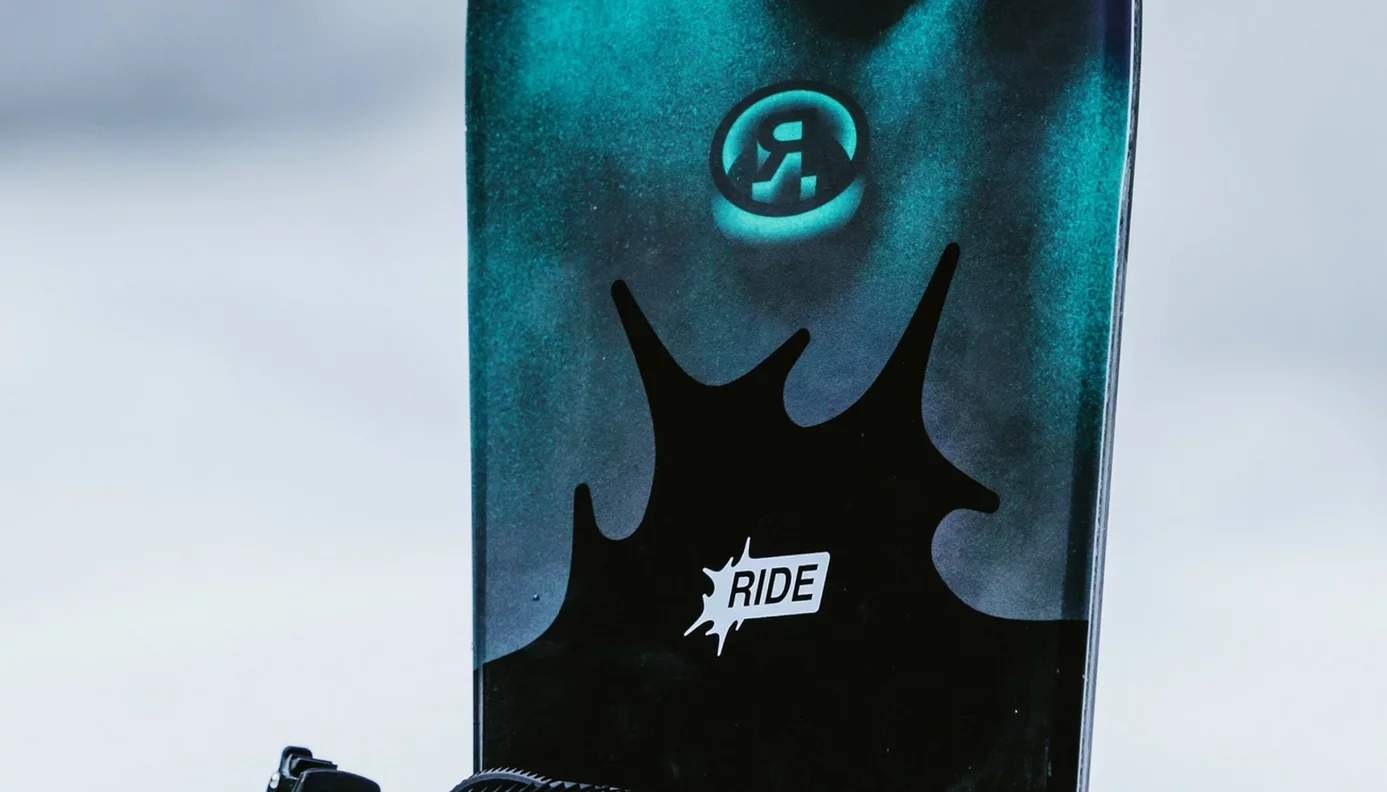 Ride Deep FakeSnowboardspecialist fra Sideways siger dette