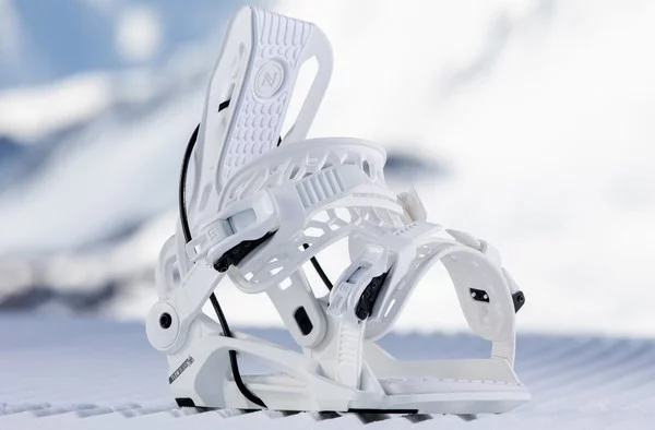  Flow Fenix White Všetko o Flow Fenix viazaniach